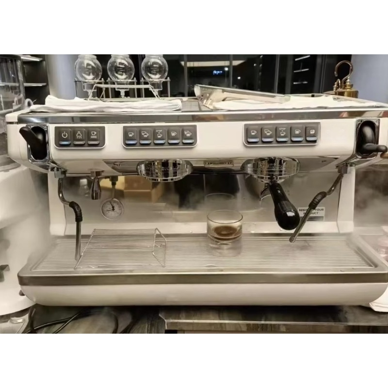 Ticari Beyaz Renkli 2 Gruplu P - Commercial Espresso Machine 2 Group incelemesi ve fiyatı